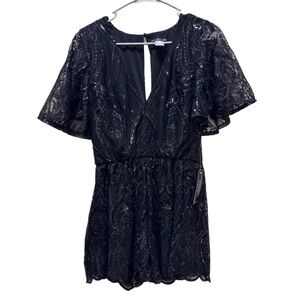 NWT VENUS Women’s‎ Black Sequin Lace Flutter Sleeve Romper Size 6